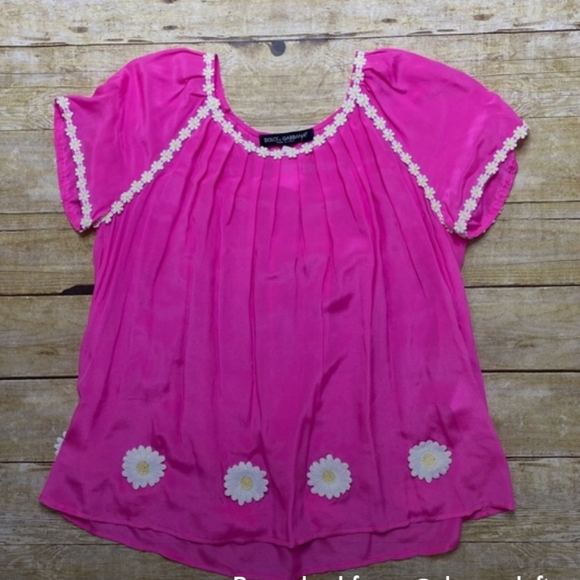 DOLCE& GABBANA Pink Daisy Appliqué 100% Silk Short Sleeve Blouse NWOT - Picture 1 of 4